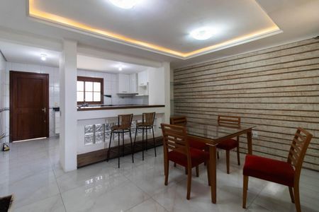 Cozinha de casa para alugar com 3 quartos, 195m² em Ipanema, Porto Alegre