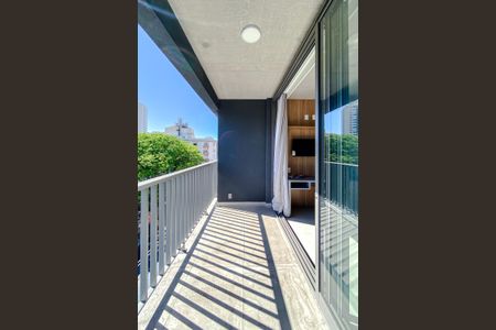 Varanda de kitnet/studio à venda com 1 quarto, 24m² em Vila Mariana, São Paulo