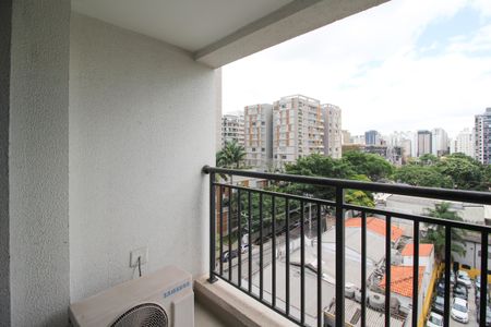 Varanda de apartamento para alugar com 1 quarto, 40m² em Indianópolis, São Paulo