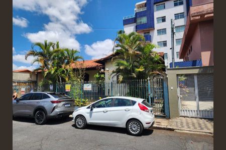 Casa para alugar com 360m², 3 quartos e 1 vagaFachada 