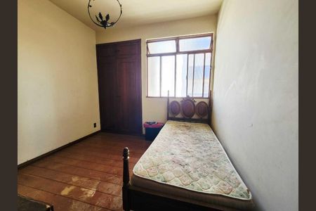 Quarto 1 de casa para alugar com 3 quartos, 360m² em Alto Caiçaras, Belo Horizonte