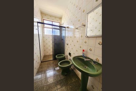 Casa para alugar com 360m², 3 quartos e 1 vagaBanheiro