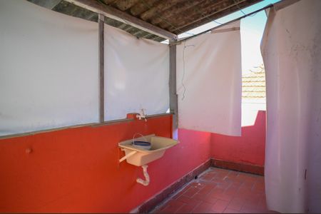 Casa à venda com 136m², 3 quartos e 3 vagasArea de Serviço 2