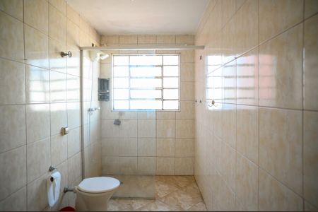 Casa à venda com 136m², 3 quartos e 3 vagasBanheiro Social 2