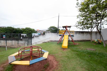 Apartamento para alugar com 55m², 2 quartos e 1 vaga Apartamento para alugar com 55m², 2 quartos e 1 vagaÁrea comum - Playground