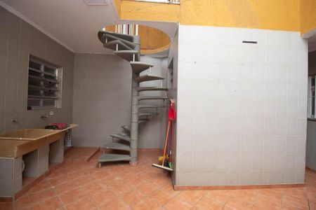 Casa à venda com 170m², 3 quartos e 2 vagasÁrea de Serviço / Quintal