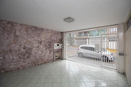 Casa à venda com 170m², 3 quartos e 2 vagasGaragem