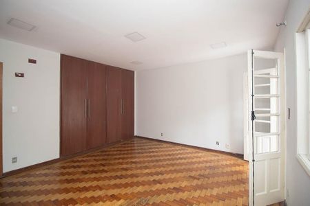 Casa à venda com 170m², 3 quartos e 2 vagasQuarto 1
