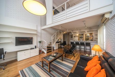 Foto 06 de apartamento à venda com 2 quartos, 120m² em Itaim Bibi, São Paulo