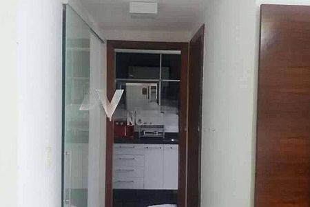 Apartamento à venda com 100m², 1 quarto e 1 vaga