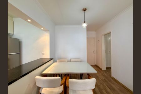 Sala de apartamento para alugar com 1 quarto, 50m² em Brooklin, São Paulo