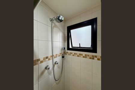 Apartamento para alugar com 50m², 1 quarto e 1 vaga Apartamento para alugar com 50m², 1 quarto e 1 vagaBanheiro da Suíte