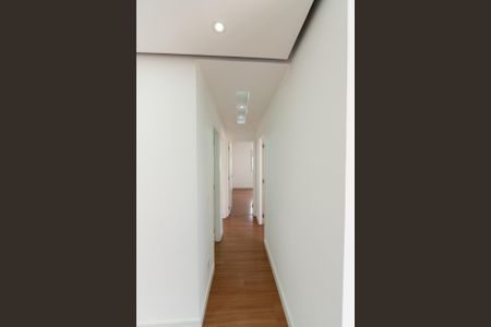 Apartamento para alugar com 66m², 3 quartos e 1 vaga Apartamento para alugar com 66m², 3 quartos e 1 vagaCorredor