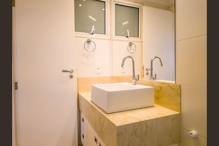 Banheiro Suíte de apartamento para alugar com 2 quartos, 180m² em Setor Sudoeste, Brasília