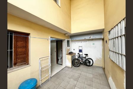 Casa para alugar com 175m², 3 quartos e 2 vagasQuintal