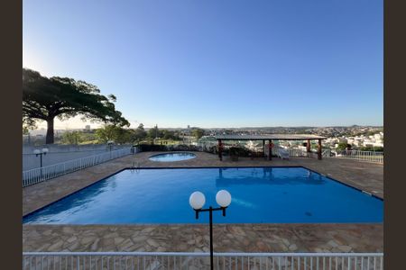 Casa de condomínio para alugar com 345m², 5 quartos e 5 vagas Casa de condomínio para alugar com 345m², 5 quartos e 5 vagasÁrea comum - Piscina