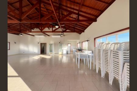 Casa de condomínio para alugar com 345m², 5 quartos e 5 vagas Casa de condomínio para alugar com 345m², 5 quartos e 5 vagasÁrea Externa