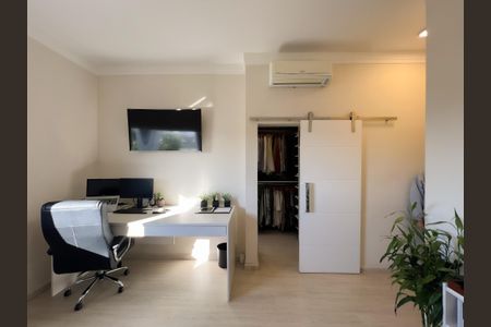 Casa de condomínio para alugar com 345m², 5 quartos e 5 vagas Casa de condomínio para alugar com 345m², 5 quartos e 5 vagasSuíte 2