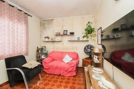 Casa à venda com 184m², 3 quartos e 3 vagasSala