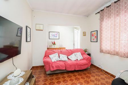 Casa à venda com 184m², 3 quartos e 3 vagasSala