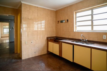 Casa para alugar com 152m², 3 quartos e 2 vagasCozinha