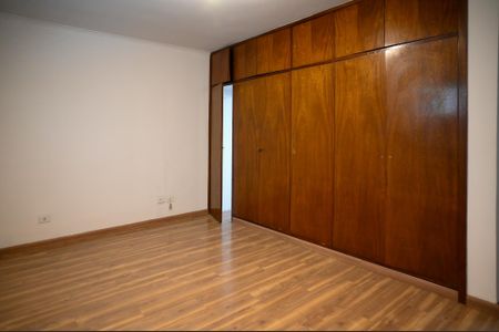 Casa para alugar com 152m², 3 quartos e 2 vagasSuite