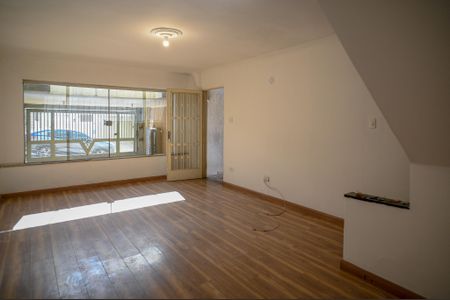 Casa para alugar com 152m², 3 quartos e 2 vagasSala