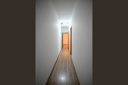 Casa para alugar com 152m², 3 quartos e 2 vagasCorredor