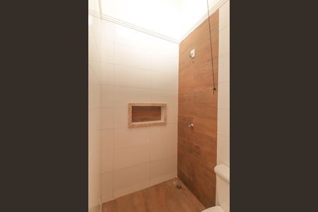 Casa à venda com 100m², 3 quartos e 2 vagas Casa à venda com 100m², 3 quartos e 2 vagasBanheiro