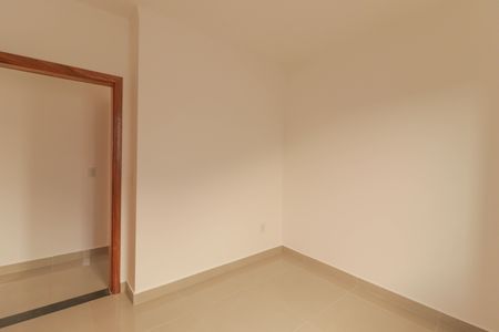 Casa à venda com 100m², 3 quartos e 2 vagas Casa à venda com 100m², 3 quartos e 2 vagasQuarto