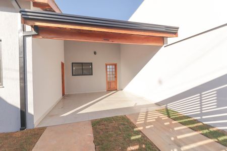 Casa à venda com 100m², 3 quartos e 2 vagas Casa à venda com 100m², 3 quartos e 2 vagasGaragem