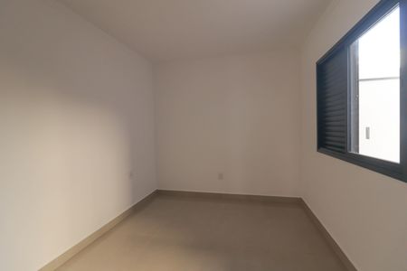Casa à venda com 100m², 3 quartos e 2 vagas Casa à venda com 100m², 3 quartos e 2 vagasSuíte