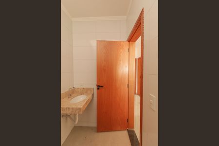 Casa à venda com 100m², 3 quartos e 2 vagas Casa à venda com 100m², 3 quartos e 2 vagasBanheiro