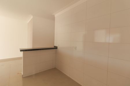 Casa à venda com 100m², 3 quartos e 2 vagas Casa à venda com 100m², 3 quartos e 2 vagasCozinha e Área de Serviço