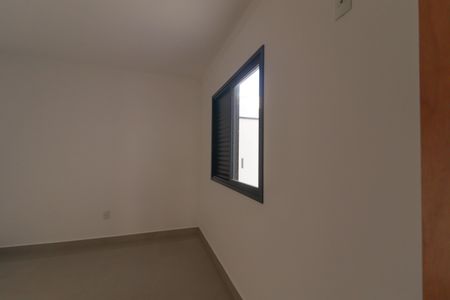 Casa à venda com 100m², 3 quartos e 2 vagas Casa à venda com 100m², 3 quartos e 2 vagasSuíte