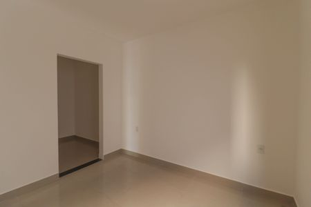 Casa à venda com 100m², 3 quartos e 2 vagasSuíte