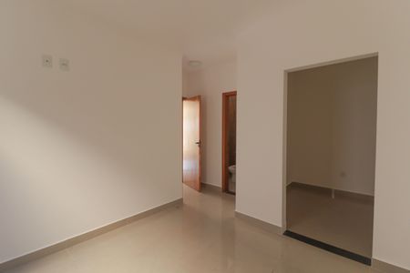 Casa à venda com 100m², 3 quartos e 2 vagasSuíte