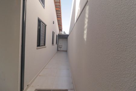 Casa à venda com 100m², 3 quartos e 2 vagasÁrea comum
