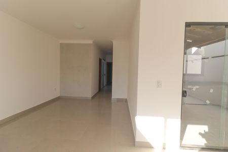 Sala de casa à venda com 3 quartos, 100m² em Residencial Santa Giovana, Jundiaí
