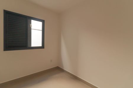 Casa à venda com 100m², 3 quartos e 2 vagasQuarto