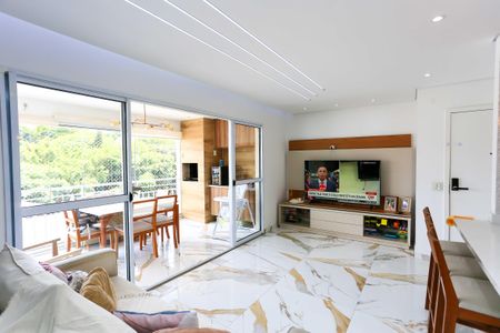 Apartamento para alugar com 96m², 3 quartos e 2 vagas Apartamento para alugar com 96m², 3 quartos e 2 vagasSala