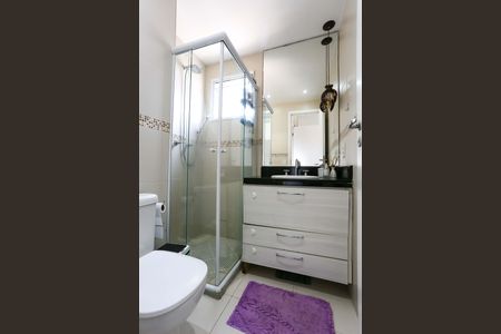 Apartamento para alugar com 96m², 3 quartos e 2 vagas Apartamento para alugar com 96m², 3 quartos e 2 vagasBanheiro da Suíte