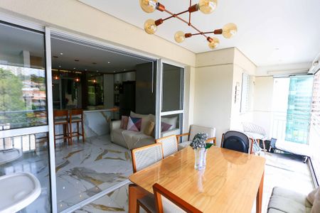 varanda de apartamento para alugar com 3 quartos, 96m² em Jardim Caboré, São Paulo