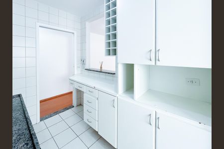 Apartamento à venda com 70m², 2 quartos e 2 vagasCozinha