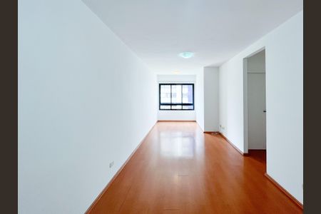 Apartamento à venda com 70m², 2 quartos e 2 vagasSala