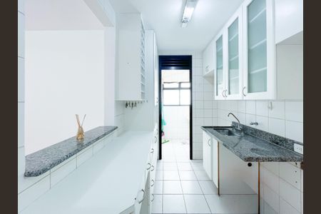 Apartamento à venda com 70m², 2 quartos e 2 vagasCozinha