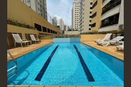 Apartamento à venda com 70m², 2 quartos e 2 vagasÁrea comum - Piscina