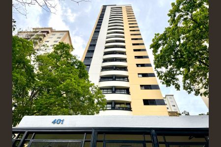 Apartamento à venda com 70m², 2 quartos e 2 vagasFachada