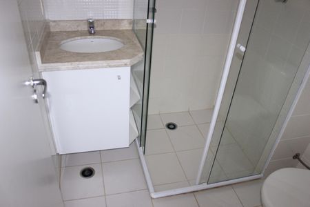 Apartamento para alugar com 57m², 2 quartos e 1 vagaBanheiro social 