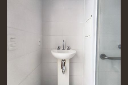 Banheiro de kitnet/studio à venda com 1 quarto, 19m² em Ipiranga, São Paulo